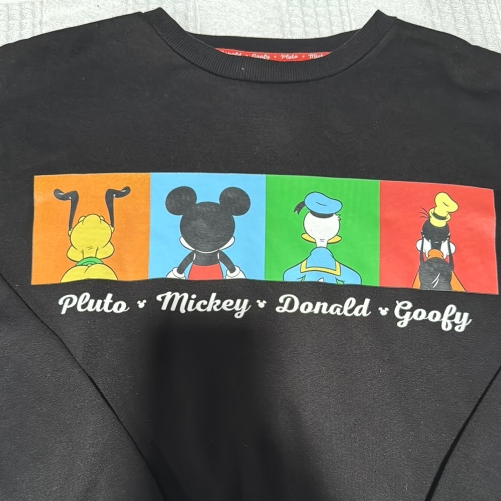 Disney Crewneck Black Sweater with Mickey Mouse Design - Picture 4 of 5